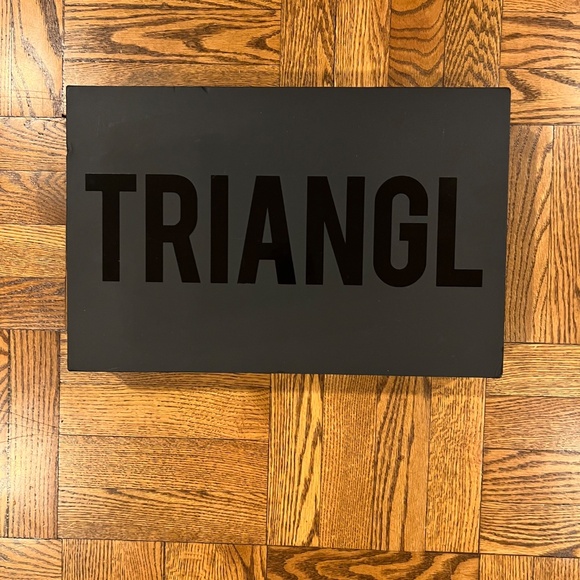 TRIANGL iconic style neoprene bikin with neoprene drawstring bag - Picture 14 of 14